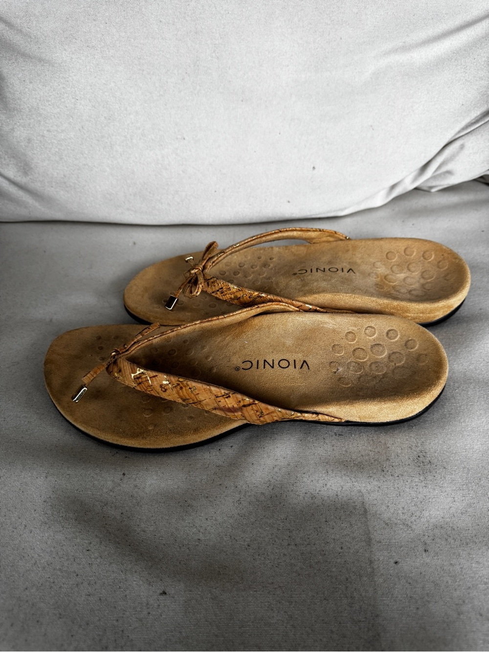 Vionic Bella Cork Bow Thong Sandals - Size 10